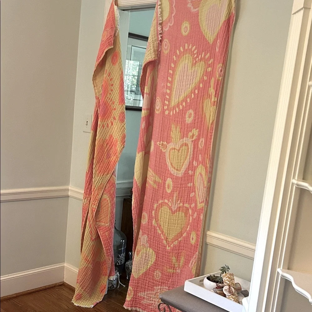 SET Pink Yellow Heart Patterned Curtain Set of 2 Organic Cotton Loom Weave NEW